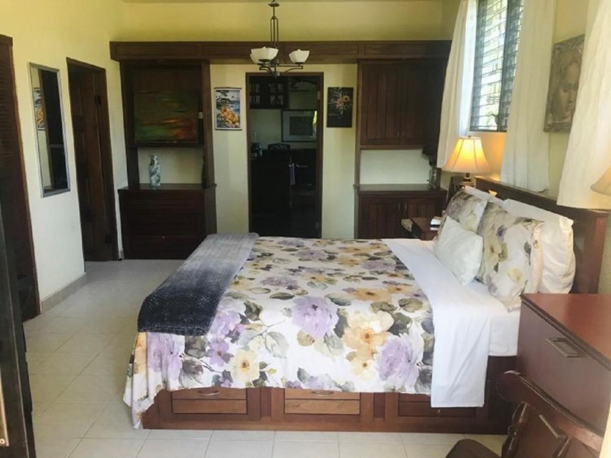 Villa Royale Manor Corozal Exterior foto