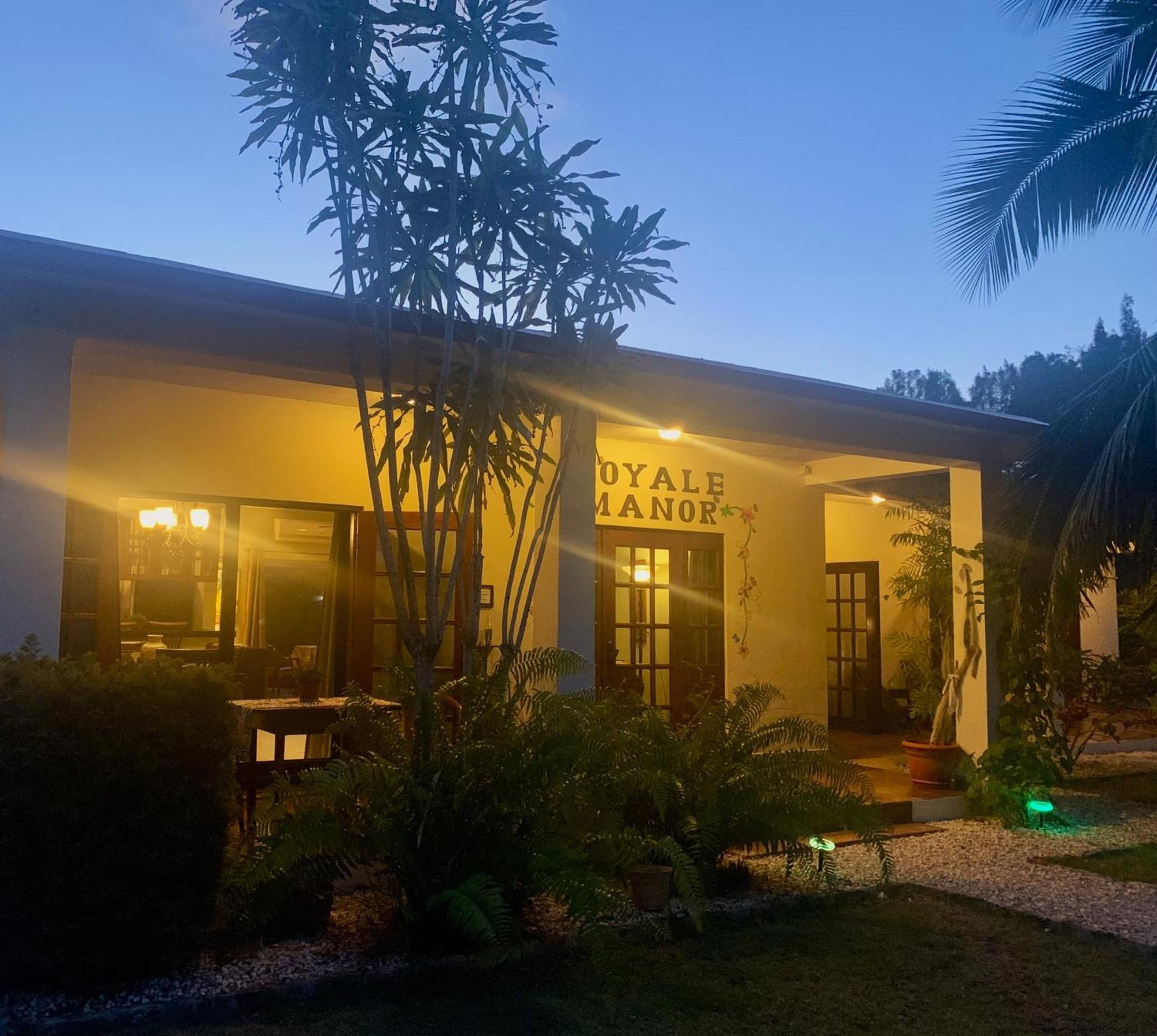 Villa Royale Manor Corozal Exterior foto
