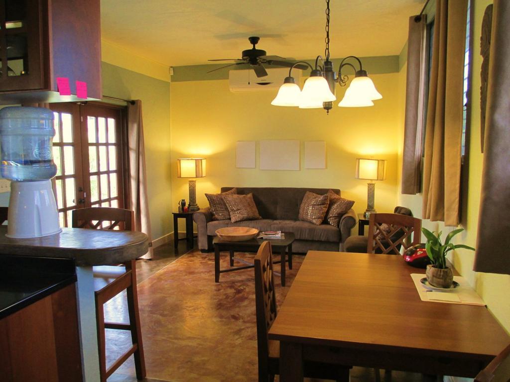 Villa Royale Manor Corozal Exterior foto